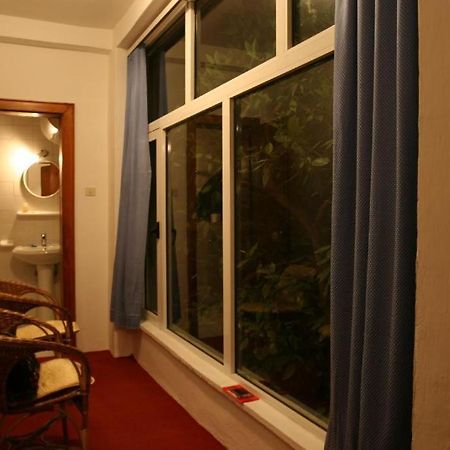 Guesthouse Pension Andrea 티라나 외부 사진