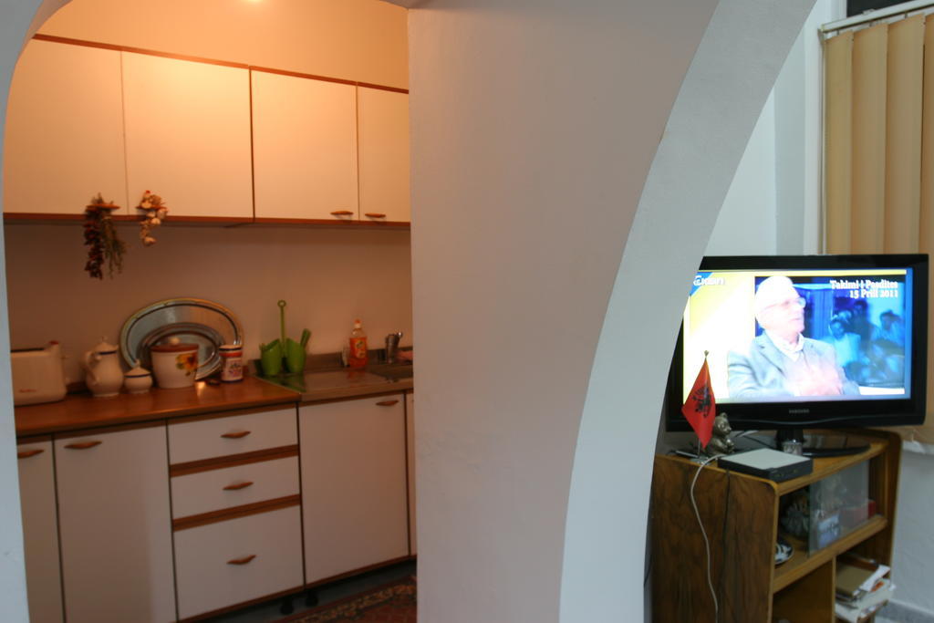 Guesthouse Pension Andrea 티라나 외부 사진
