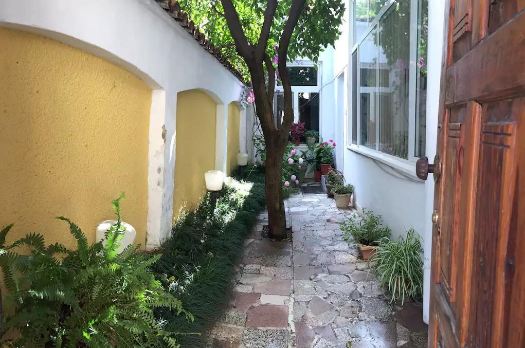 Guesthouse Pension Andrea 티라나 외부 사진