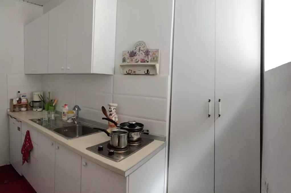 Guesthouse Pension Andrea 티라나 외부 사진
